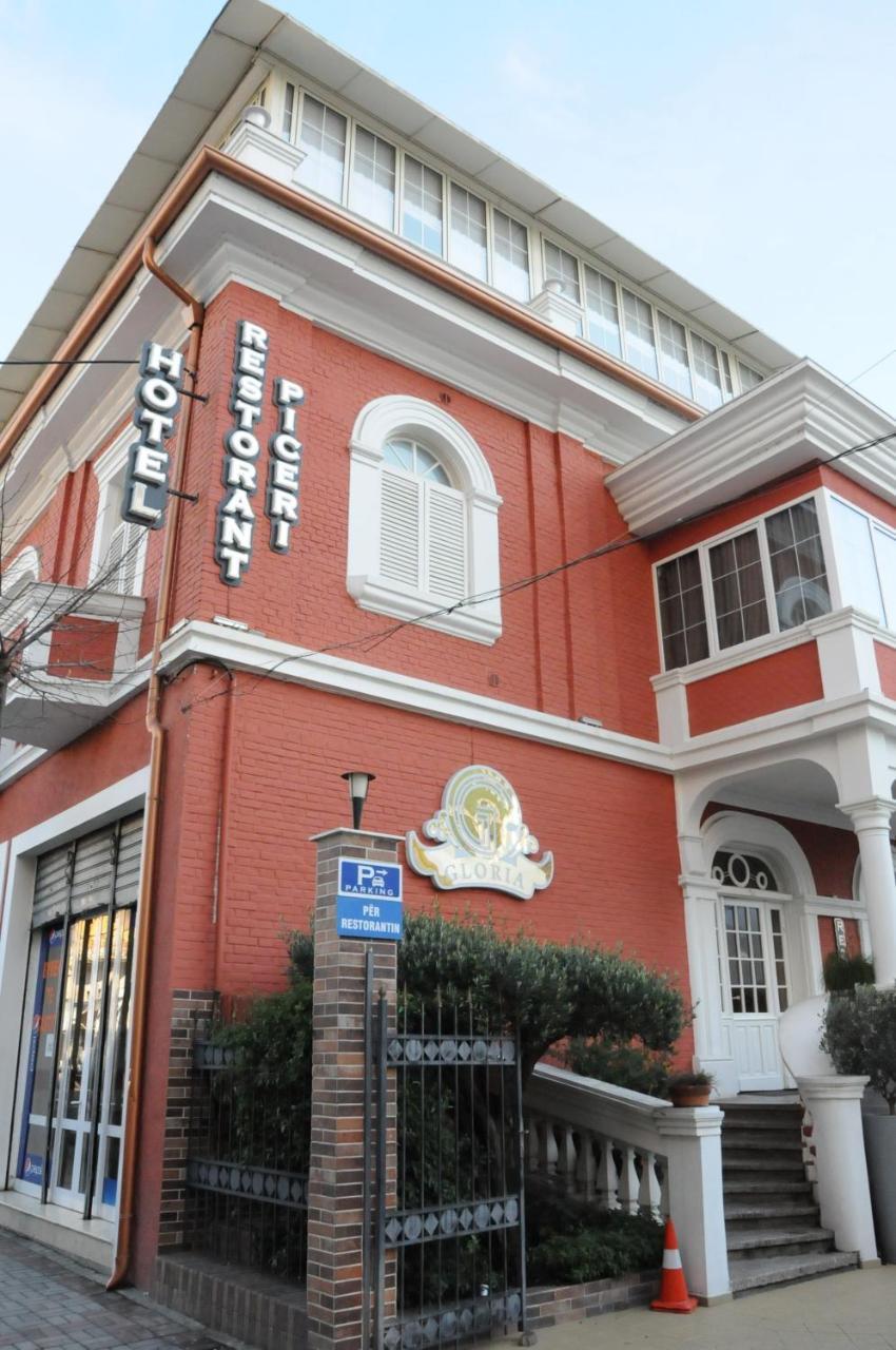 Hotel Boutique Restaurant Gloria Тирана Екстериор снимка